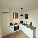 Apartmán In A Modern Area Right By The Sea!